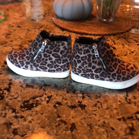 Leopard print Size 11 toddler girl wedges - Picture 4 of 6